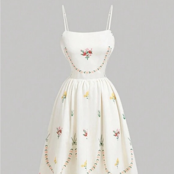 Maxi Dress w/Printed Floral Design Size L (8/10) - Picture 1 of 5